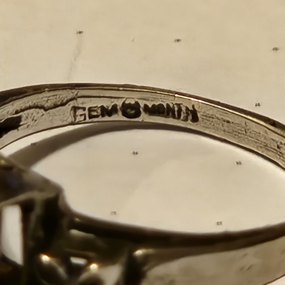 RUBY Ring - Picture 7 of 16